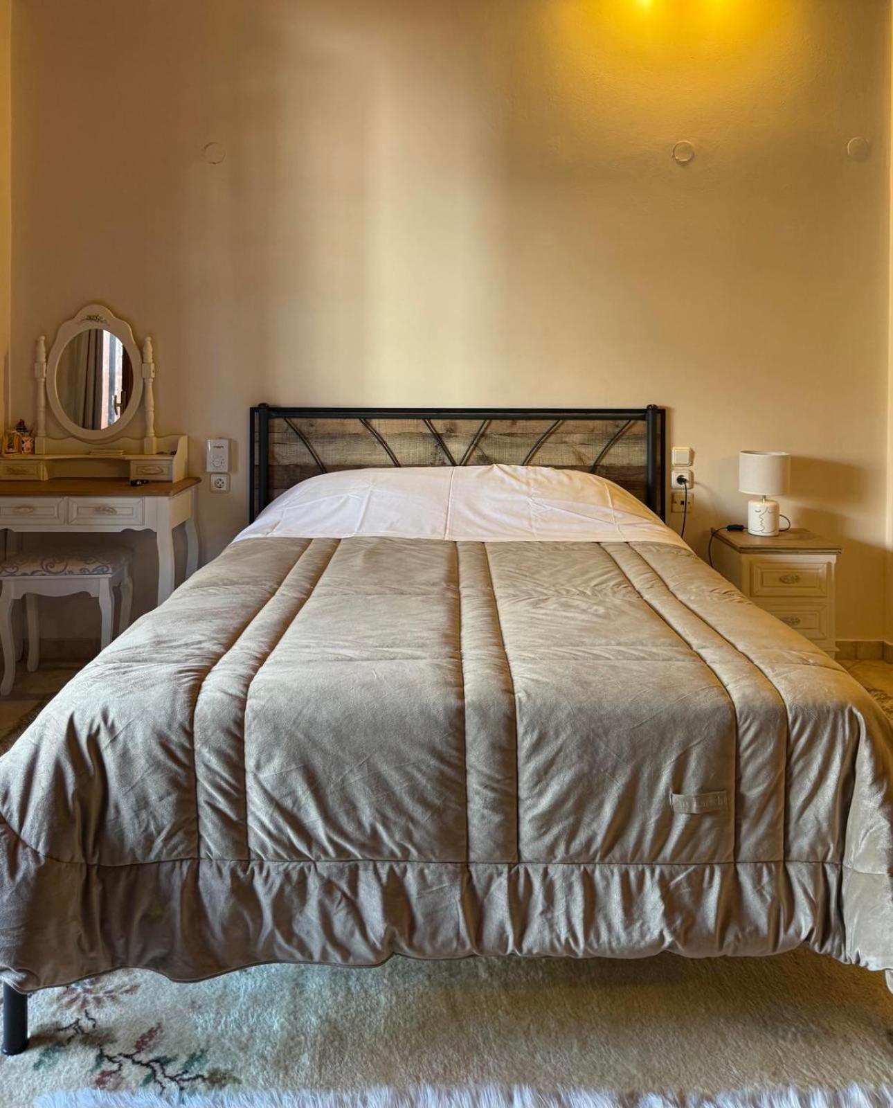 Στούντιο Κέντρου Άνω Πόλης Πάτρας Apartment Екстериор снимка
